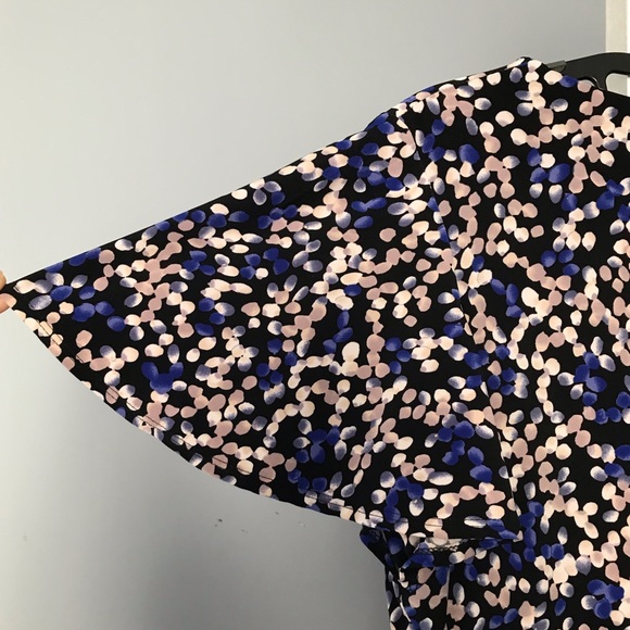 EUC Chaps Swing Dress • Size M • Flutter Sleeves and Fun print! - Picture 3 of 9